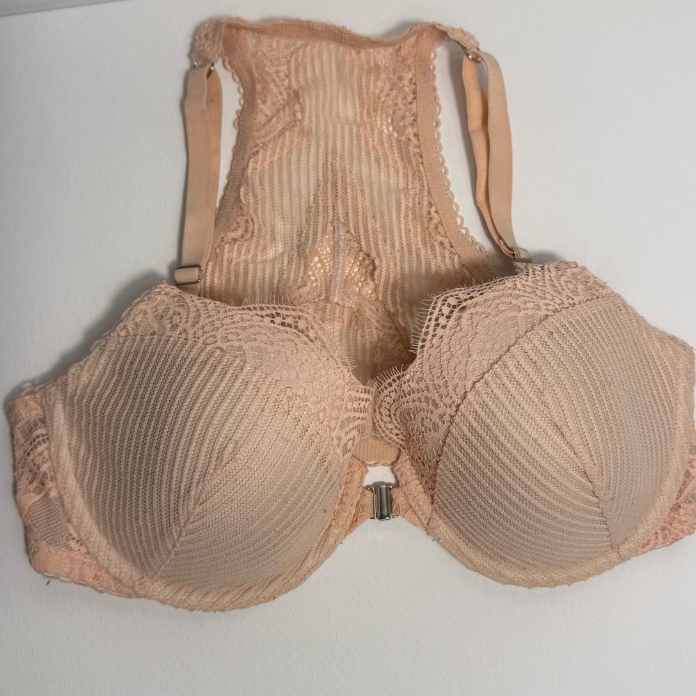 Victoria’s Secret 34D bra peach coral front snap razor back lace tank top